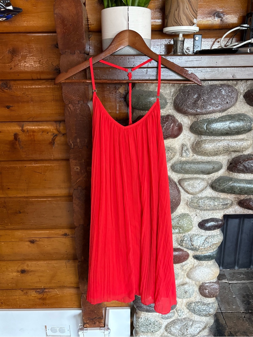 Abercrombie & Fitch Red Pleated Chiffon Braided T-Back Flowy Dress M